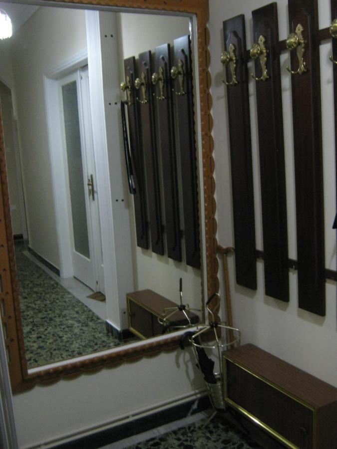 Sharks Thessaloniki Big Balcony House Appartement Buitenkant foto